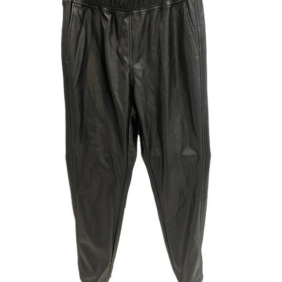 BB Dakota Faux Leather Black Joggers size small - Picture 2 of 3
